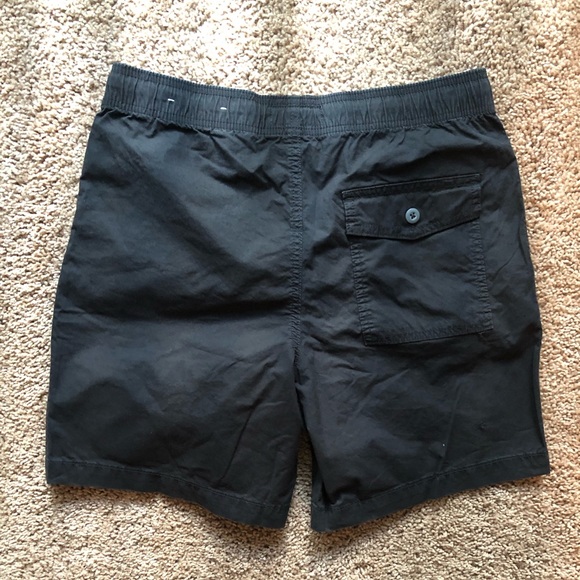 Shorts - Picture 2 of 3